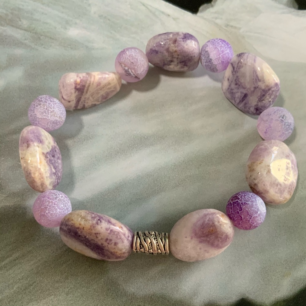 Handcrafted Amethyst & Heat Cracked Agate Gemstone Stretch Bracelet - Picture 3 of 14